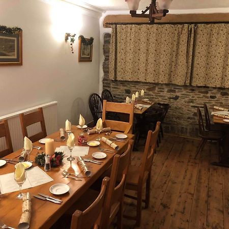 Blue Lion Inn Lewdown Buitenkant foto